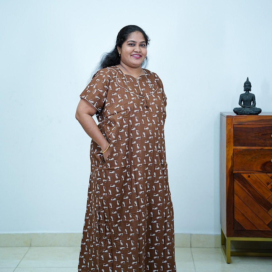 Plus Size Brown Paisley Print Nighty