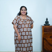 Plus Size Geometric Print Nighty